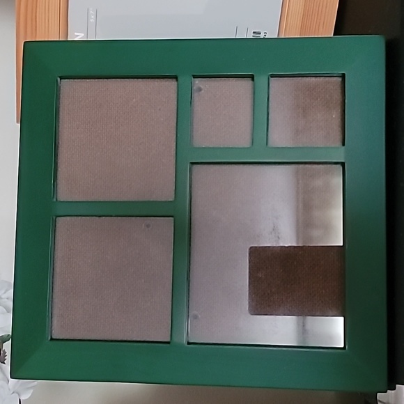 Bundle of Picture Frames - Picture 2 of 7